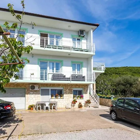Apartman Tena *